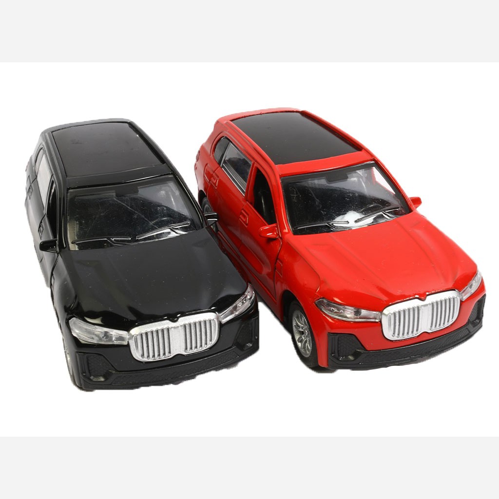 اسباب بازی ماشین فلزی مدل BMW X8 موزیکال