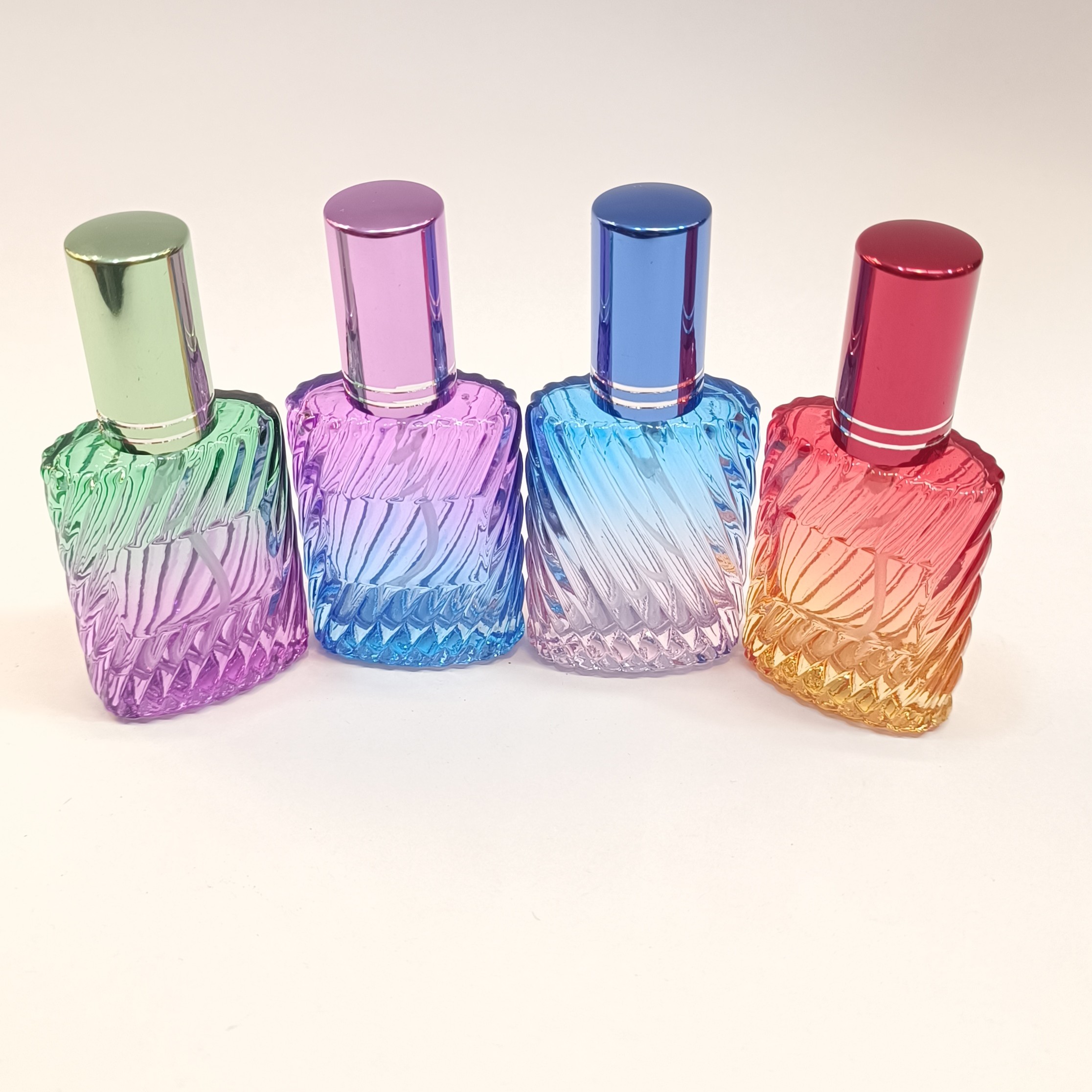 شیشه خالی ادکلن شیشه عطر اسپری 12 میل رنگی بدنه کبریتی کد4626
