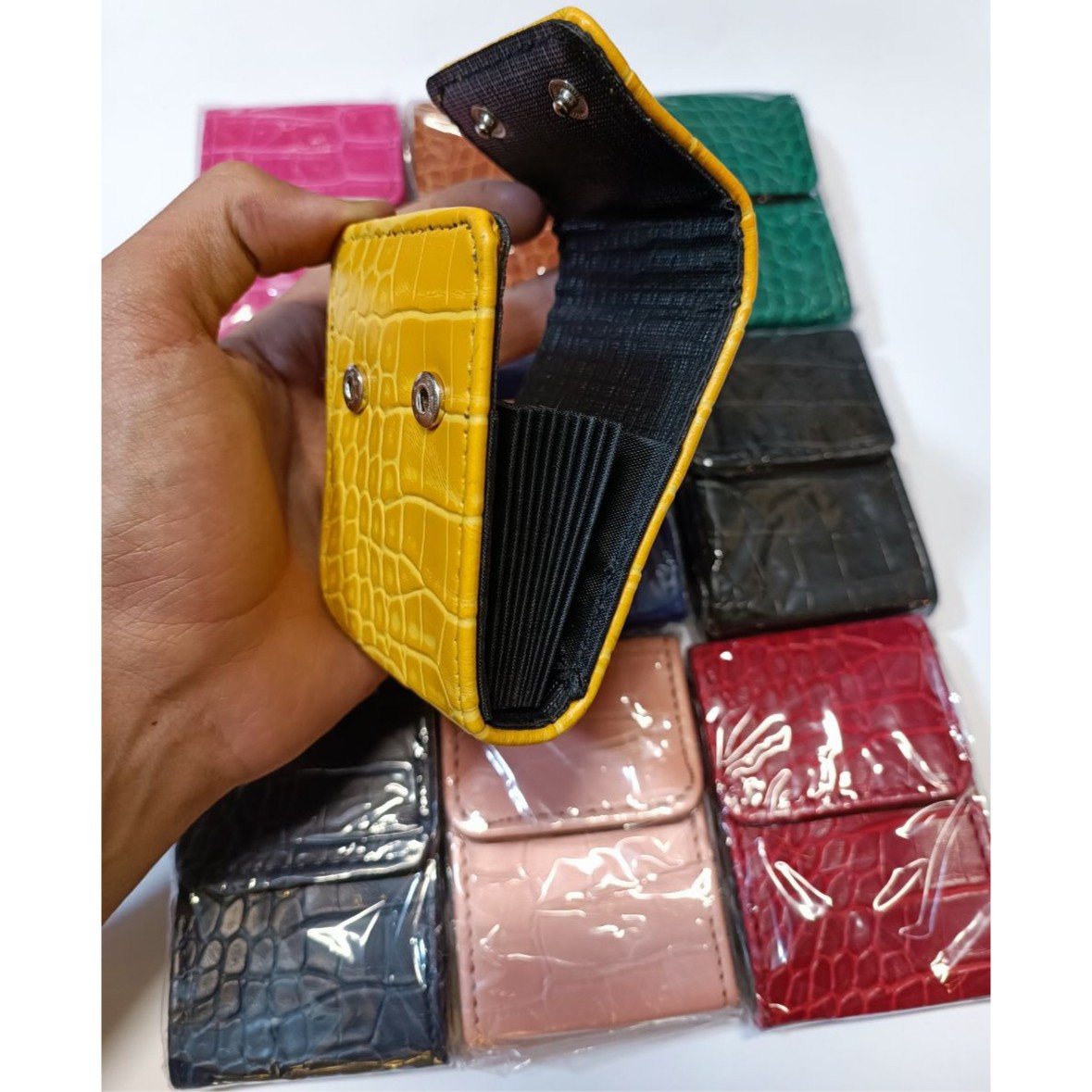 کد48 کیف کارت اکاردیونی طرح چرم کد3985