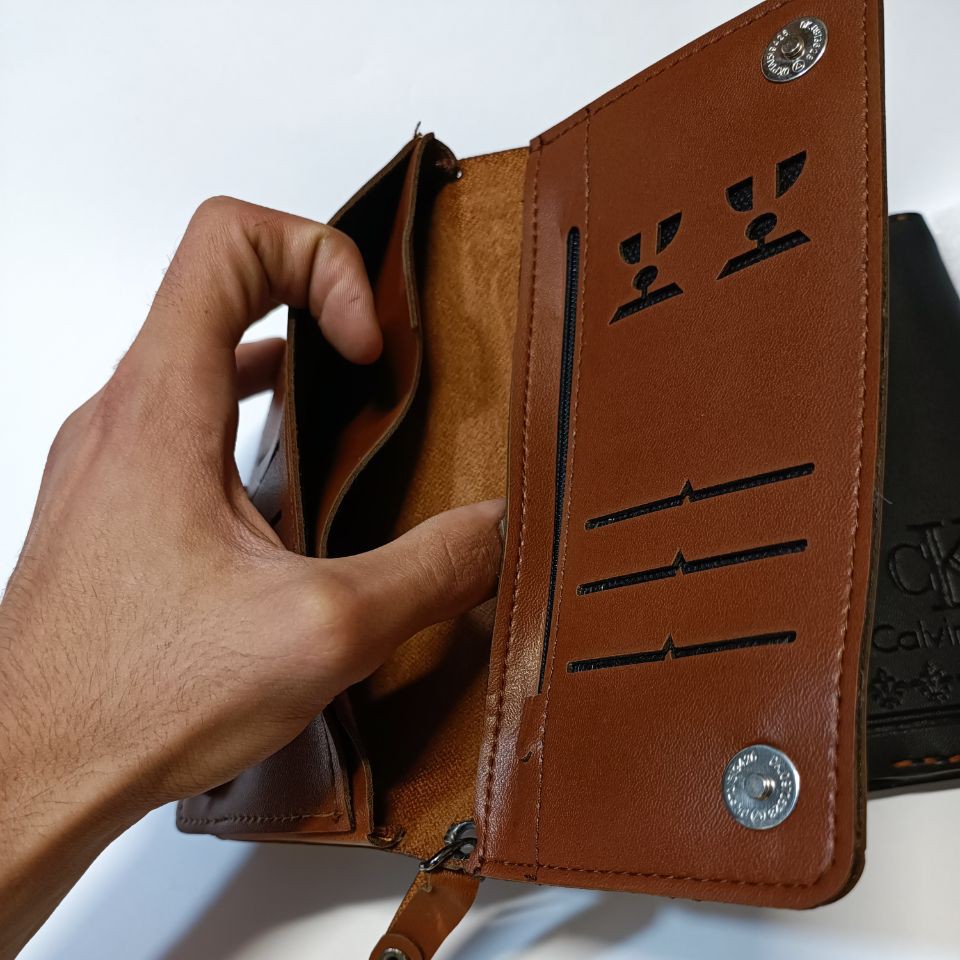 کد4049 کیف پول پالتویی کلوین جا گوشی دار قفل مغناطیسی