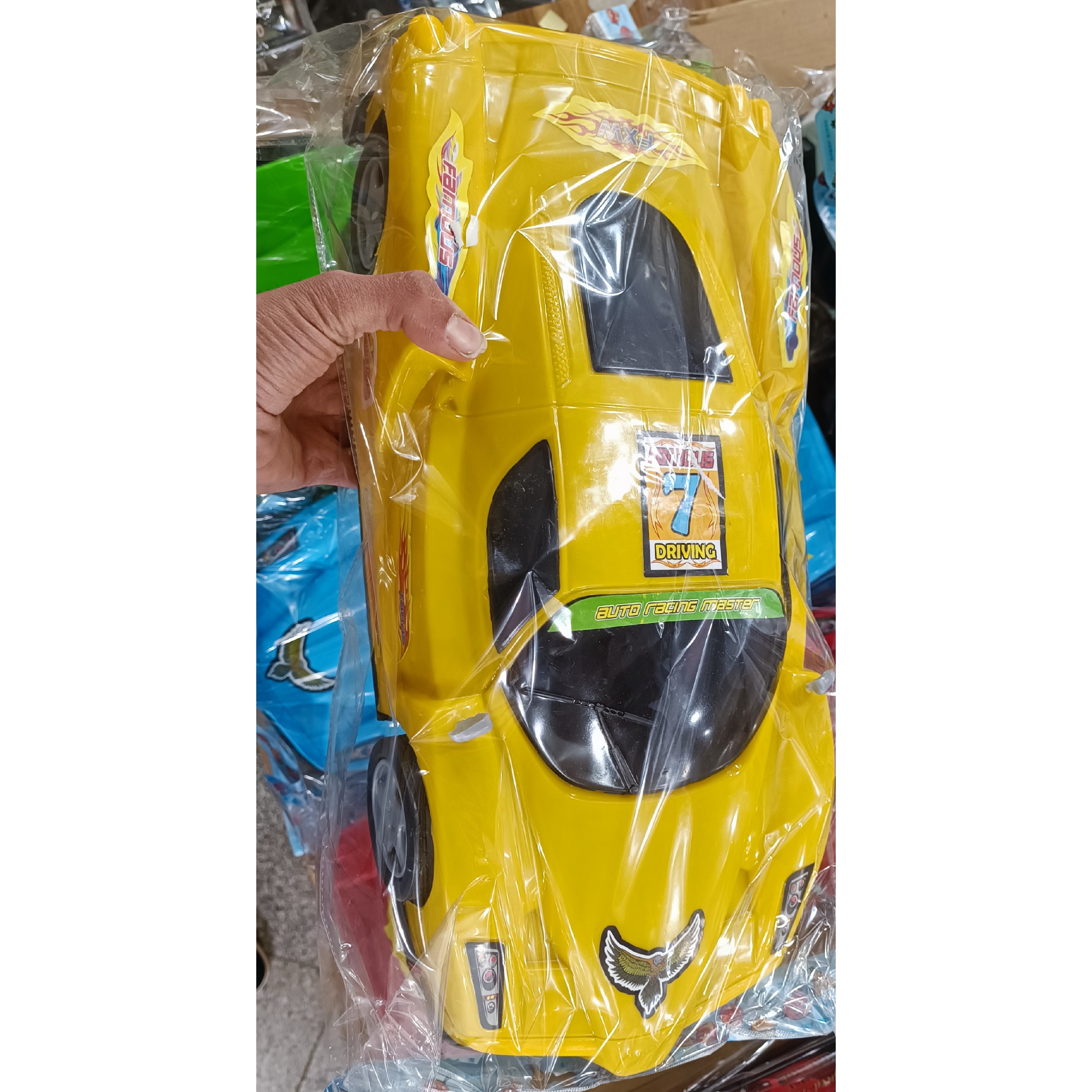 ماشین بازی بزرگ و زیبا مناسب هدیه