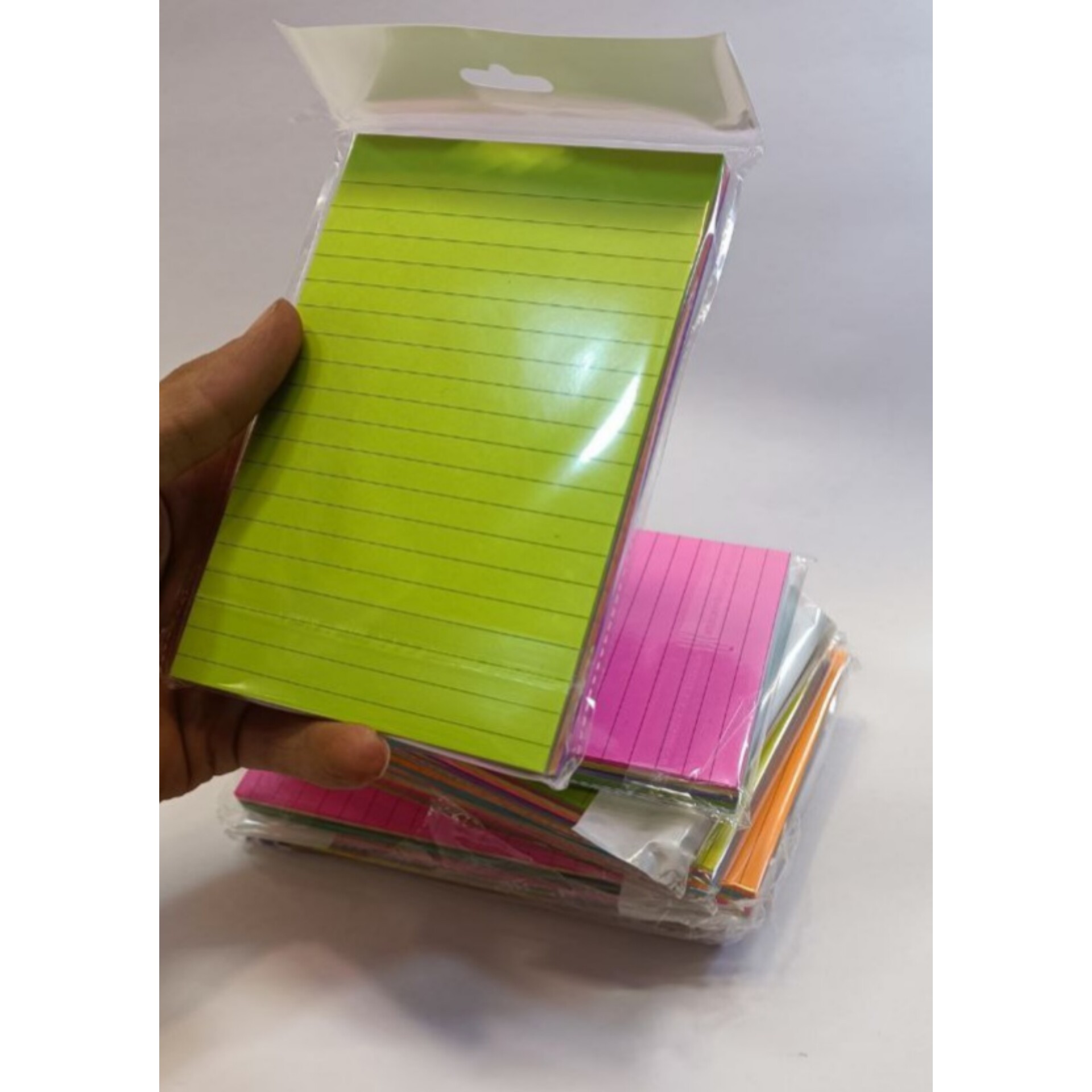 یادداشت استیک نوت چسبی سایز 101 در 152 میل A6 خط دار اسکای 100 برگ کد 1804001